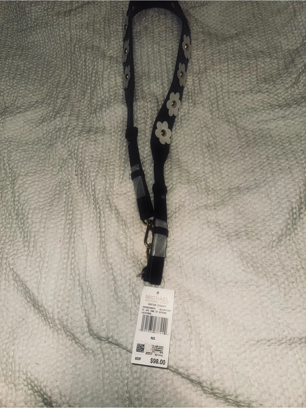 Michael Kor/MK Black Floral Appliqué Bag Strap, guitar strap 🌼 NWT- - Picture 11 of 14